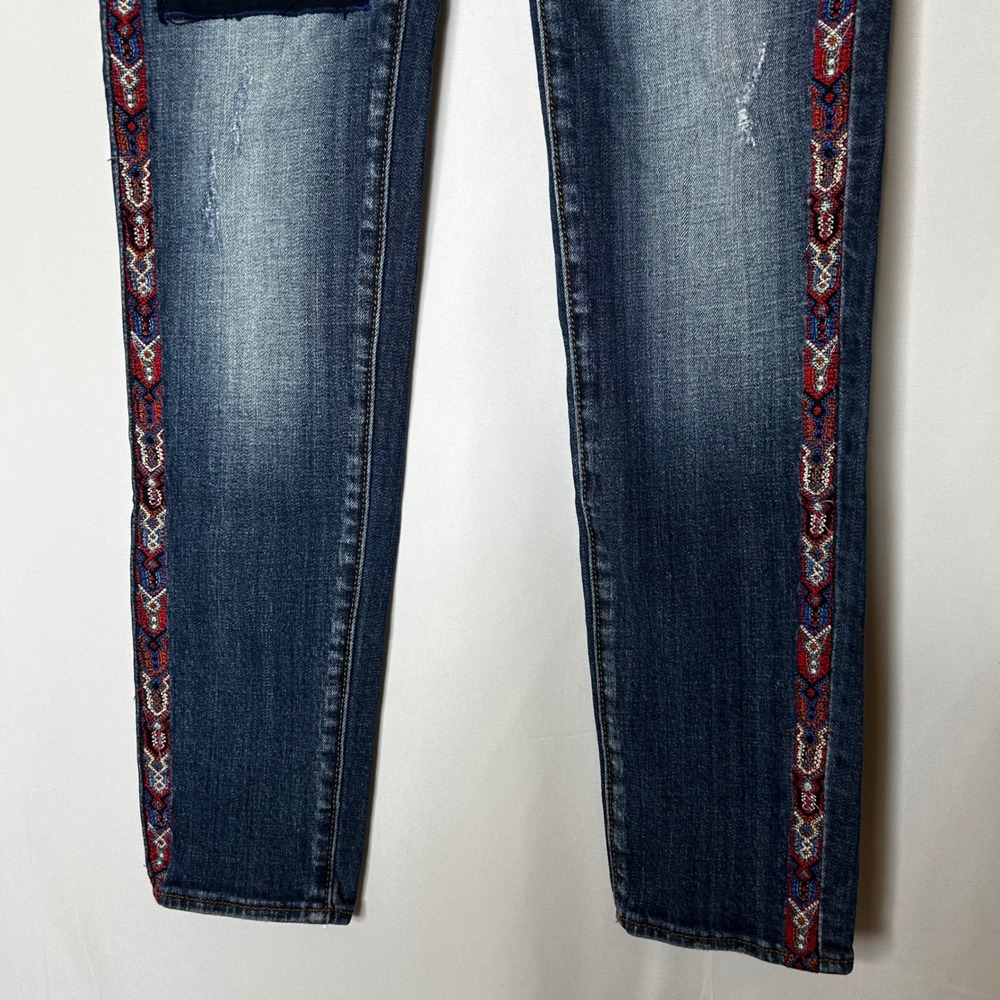 Driftwood Jeans Size 27 Denim Patchwork Embroidered Accent Skinny Mid Rise - Picture 3 of 10